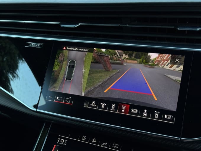 2020 Audi Rsq8