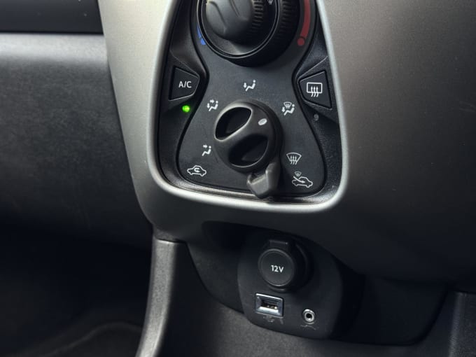 2017 Peugeot 108