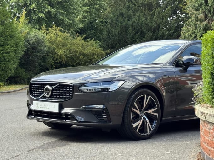2023 Volvo S90