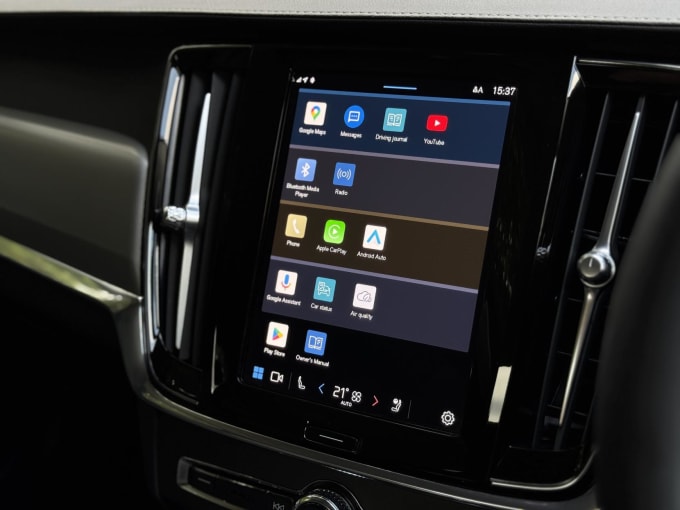 2023 Volvo S90