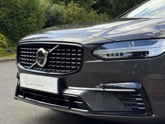 2023 Volvo S90