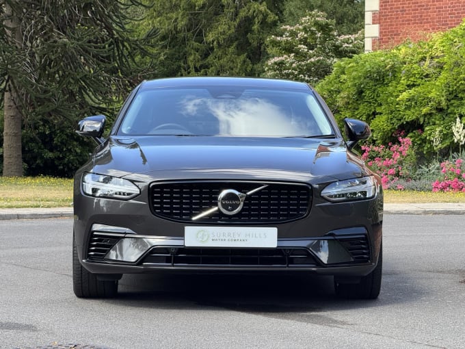 2023 Volvo S90