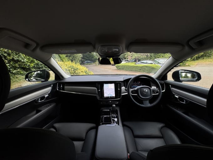 2023 Volvo S90