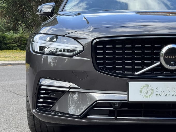 2023 Volvo S90