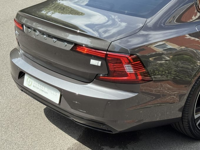 2023 Volvo S90