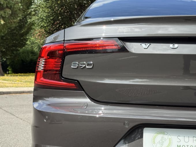 2023 Volvo S90