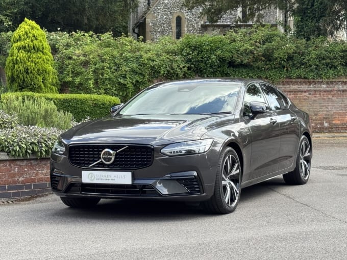 2023 Volvo S90