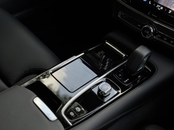 2023 Volvo S90