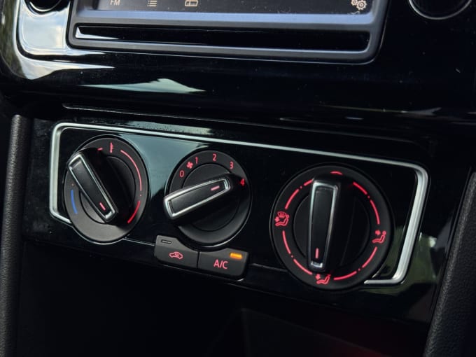 2017 Volkswagen Polo