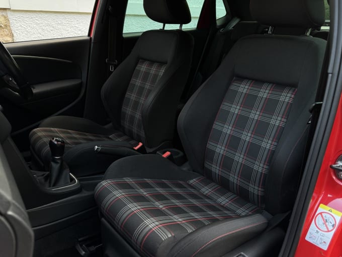 2017 Volkswagen Polo
