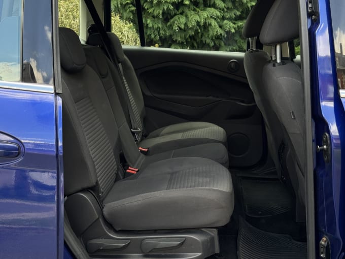 2017 Ford Grand C-max