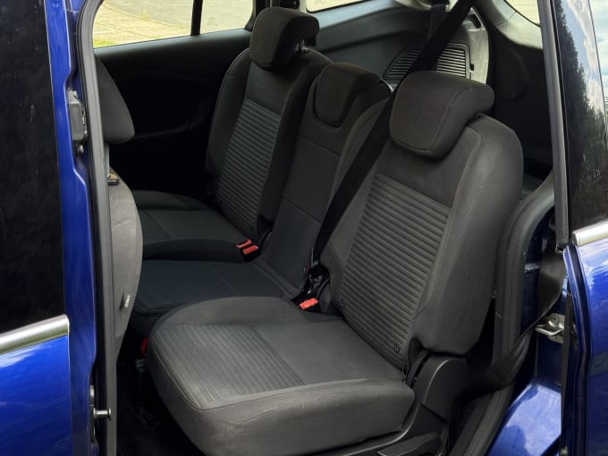 2017 Ford Grand C-max