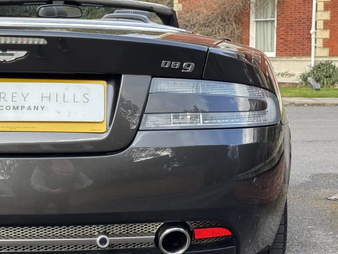 2010 Aston Martin Db9