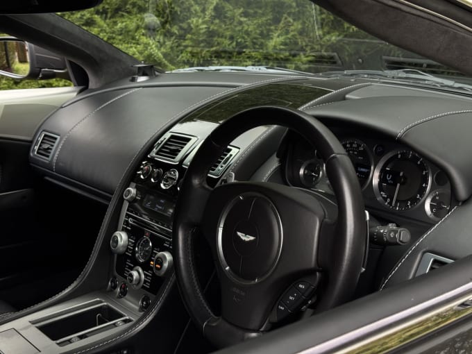 2010 Aston Martin Db9