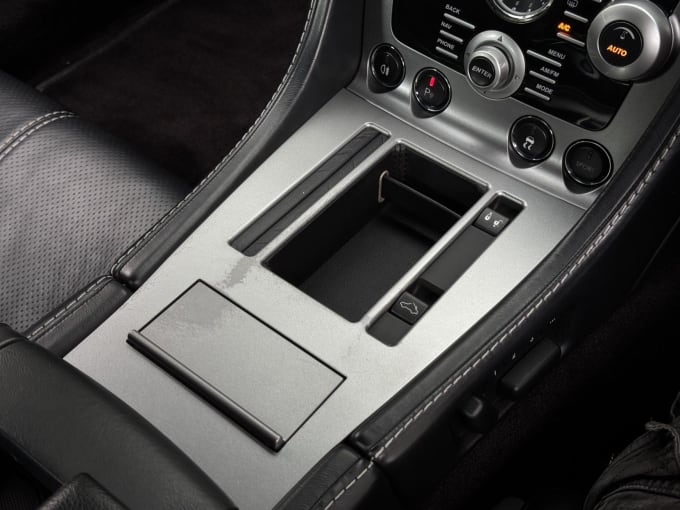 2010 Aston Martin Db9