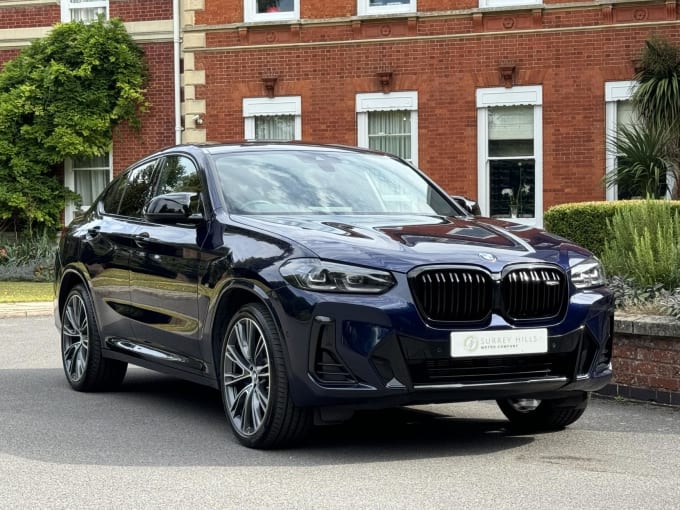 2022 BMW X4