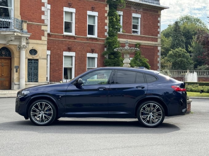 2022 BMW X4