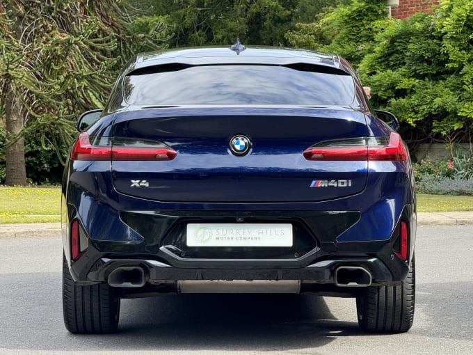 2022 BMW X4