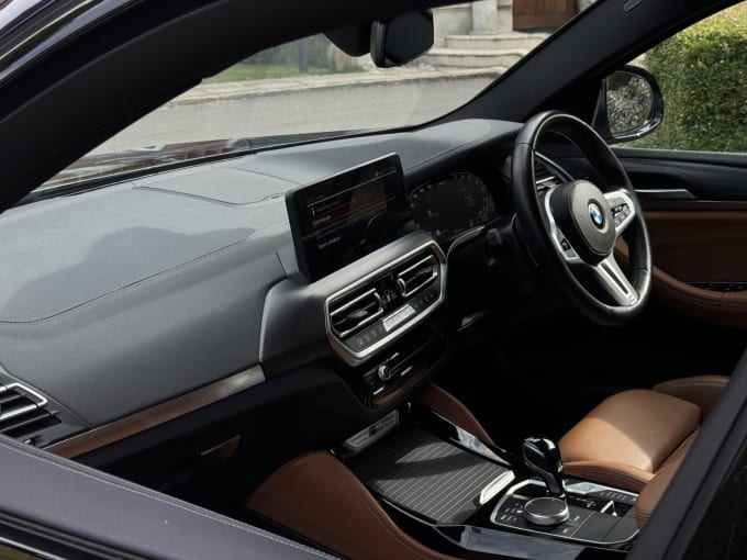 2022 BMW X4