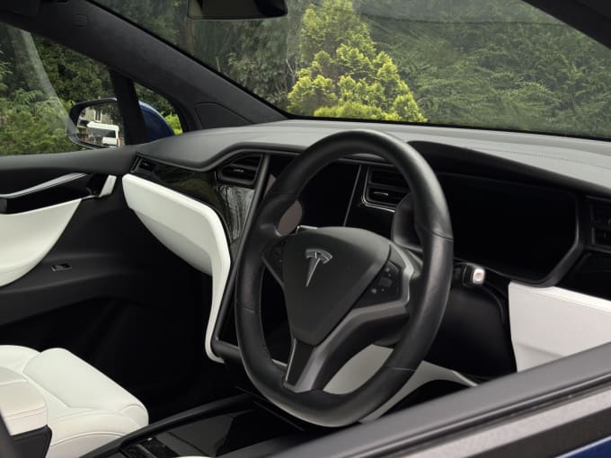 2020 Tesla Model X