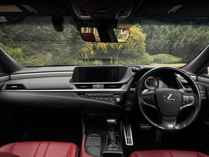 2021 Lexus Es