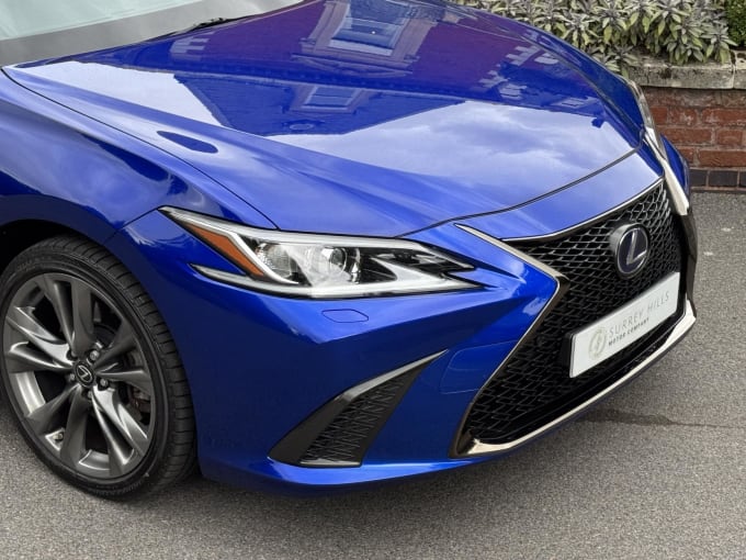 2021 Lexus Es