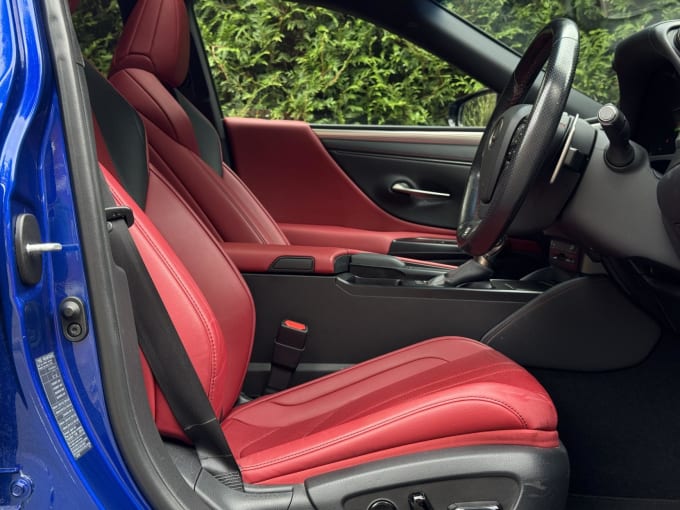 2021 Lexus Es