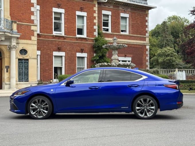 2021 Lexus Es