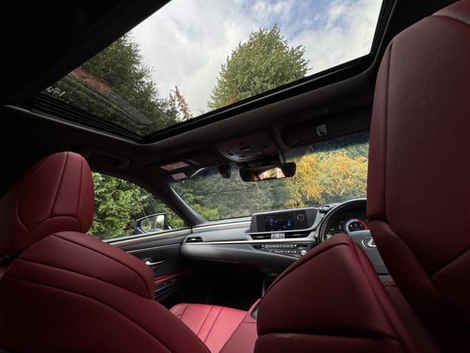 2021 Lexus Es