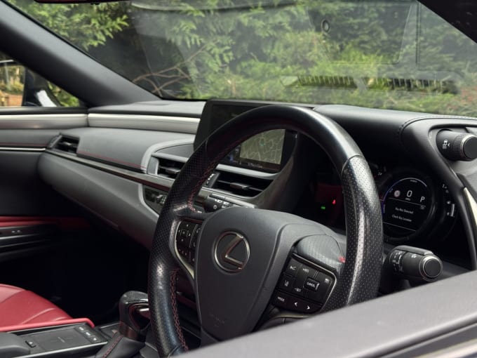 2021 Lexus Es