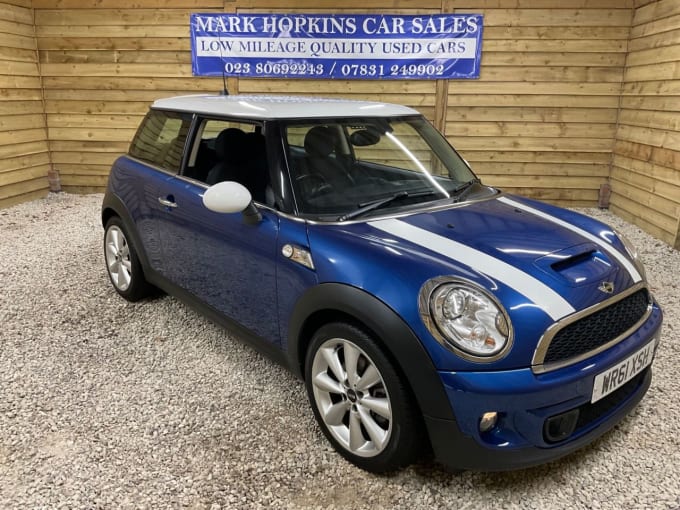 2024 Mini Hatch Cooper