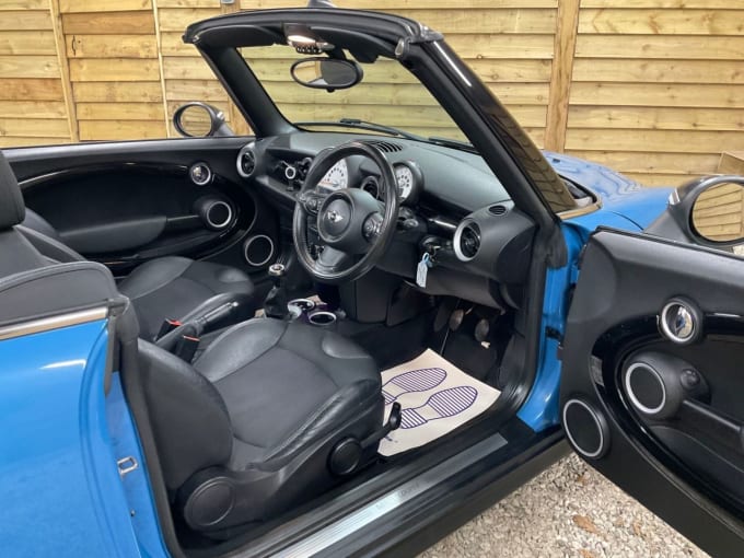 2025 Mini Convertible