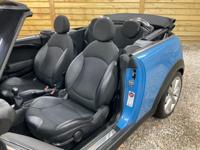 2025 Mini Convertible