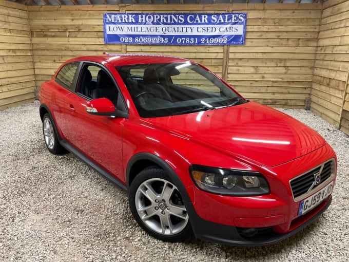 2025 Volvo C30