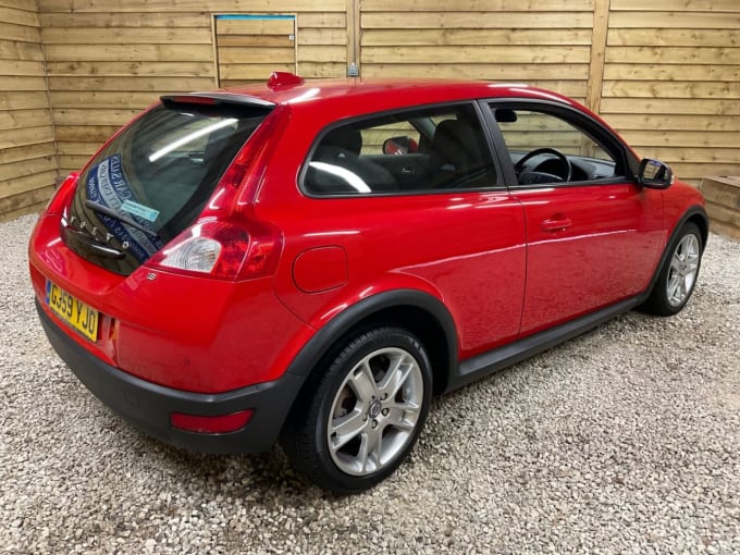 2025 Volvo C30