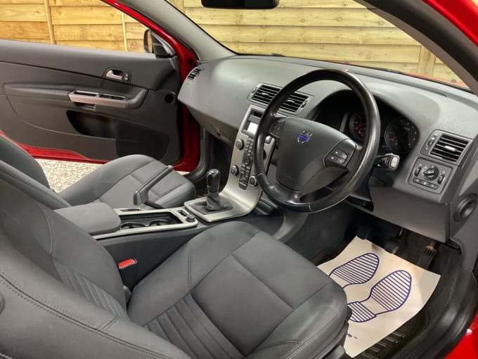 2025 Volvo C30