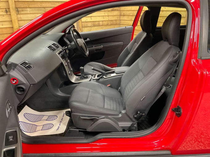 2025 Volvo C30