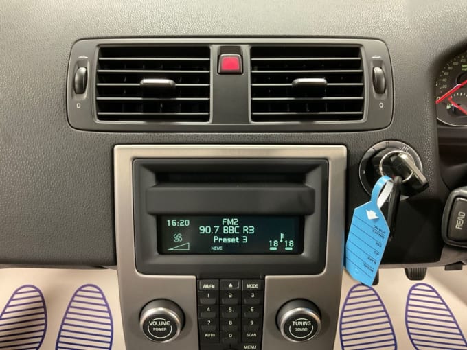 2025 Volvo C30