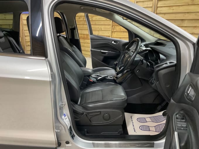 2025 Ford Kuga