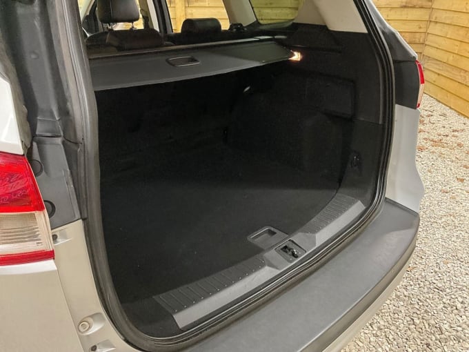 2025 Ford Kuga