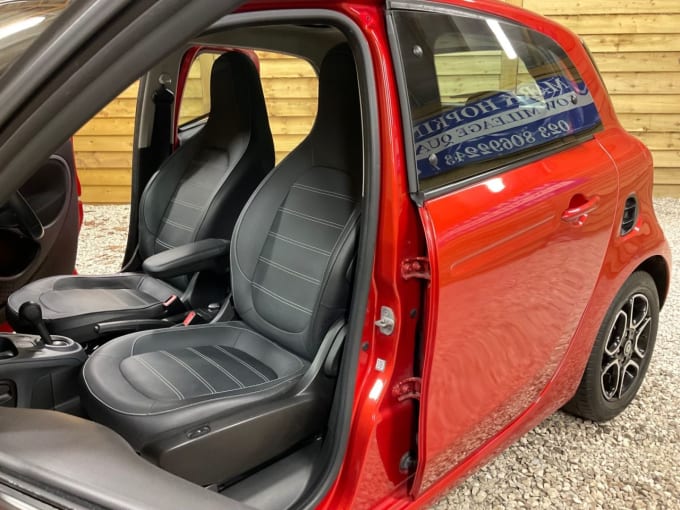 2025 Smart Forfour