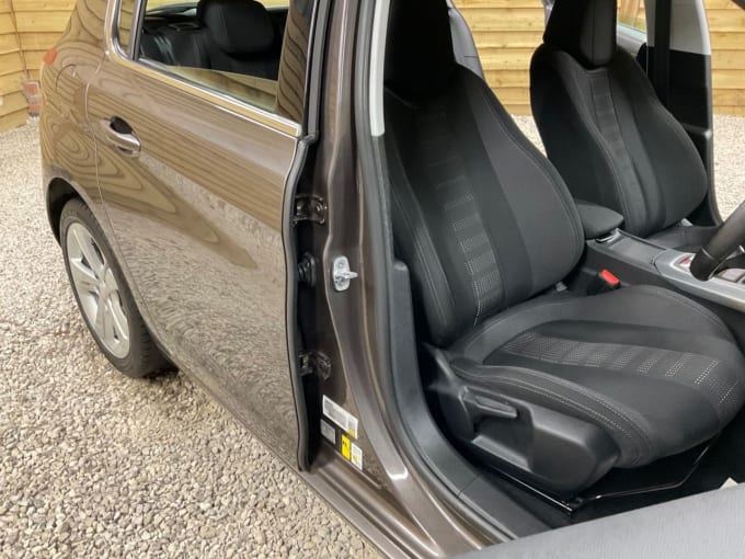 2025 Peugeot 308