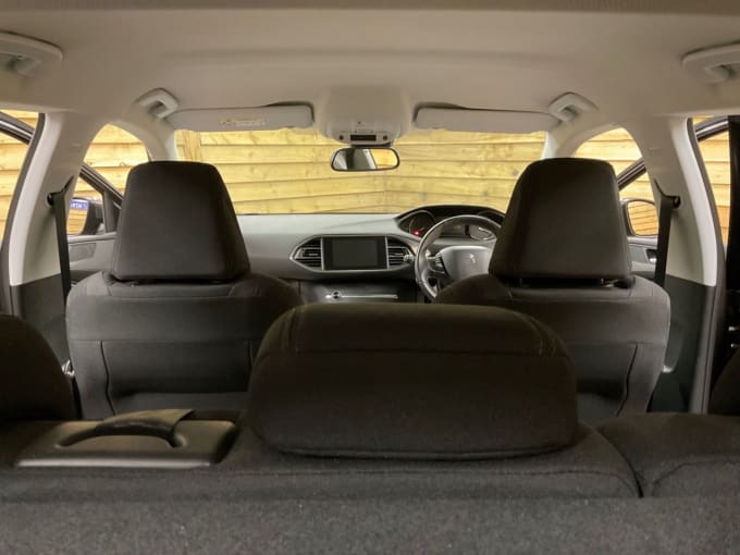 2025 Peugeot 308