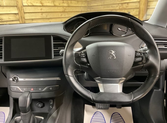 2025 Peugeot 308