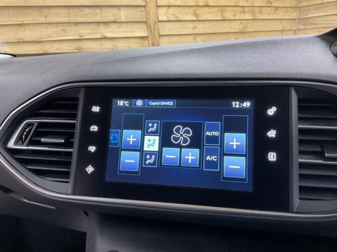 2025 Peugeot 308