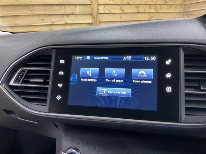 2025 Peugeot 308