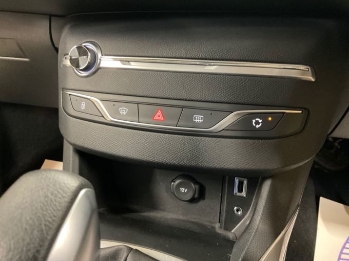 2025 Peugeot 308