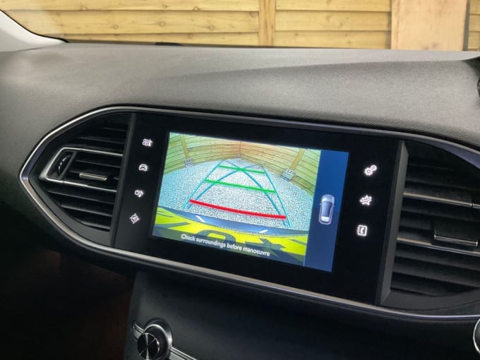 2025 Peugeot 308