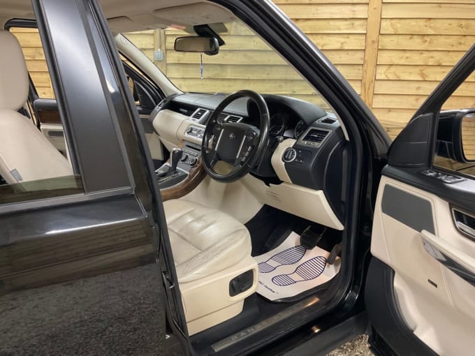 2025 Land Rover Range Rover Sport