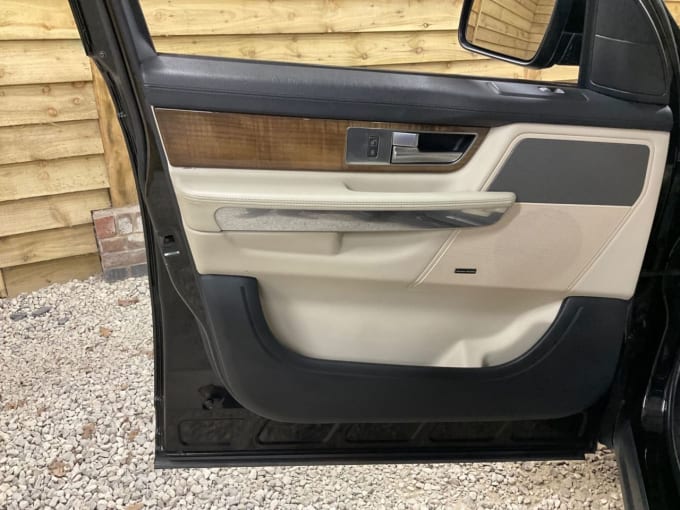 2025 Land Rover Range Rover Sport